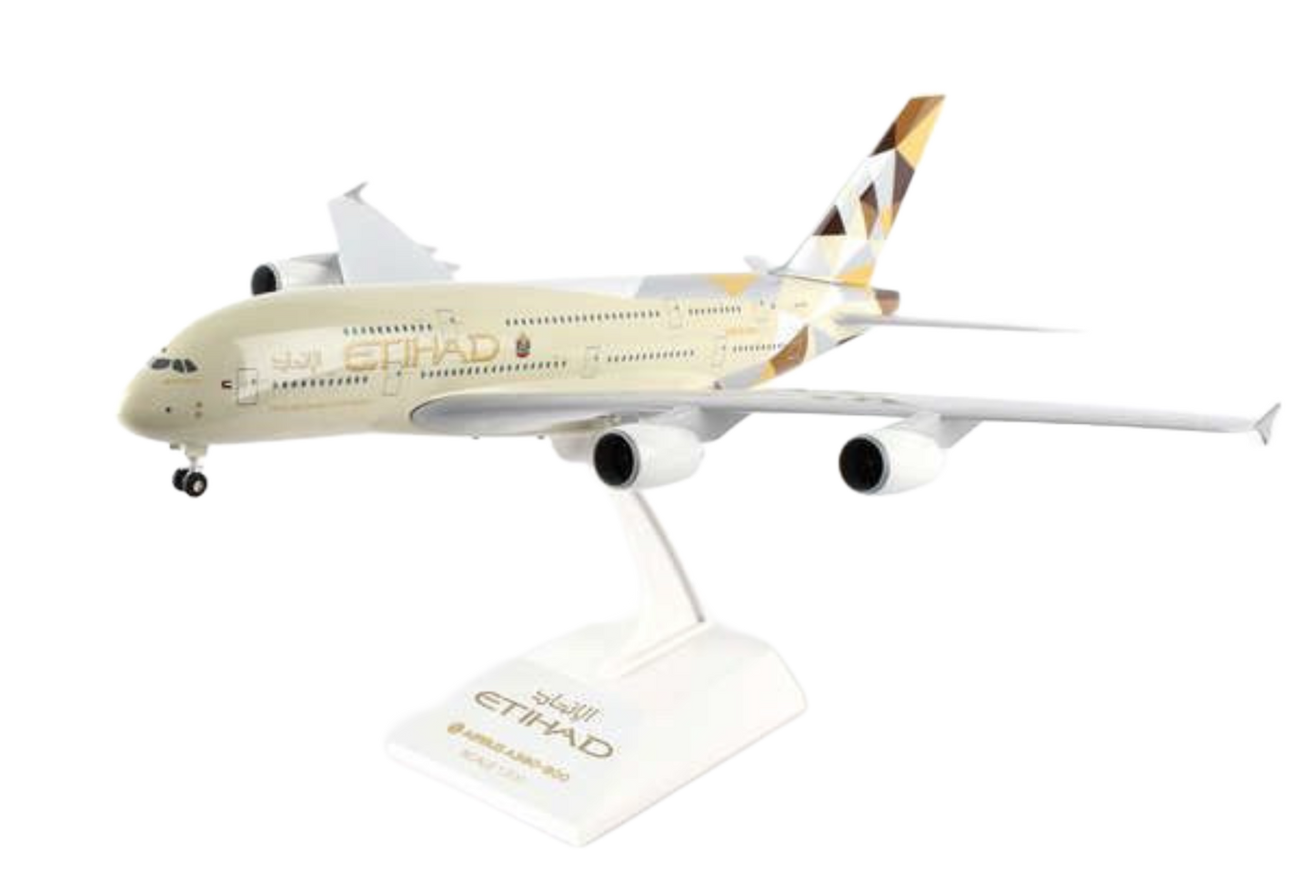 AVION A ESCALA A380