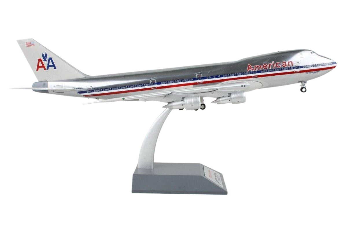 AVION A ESCALA B747