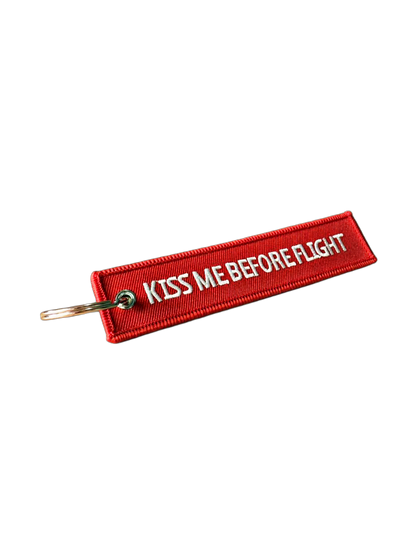 LLAVERO KISS ME